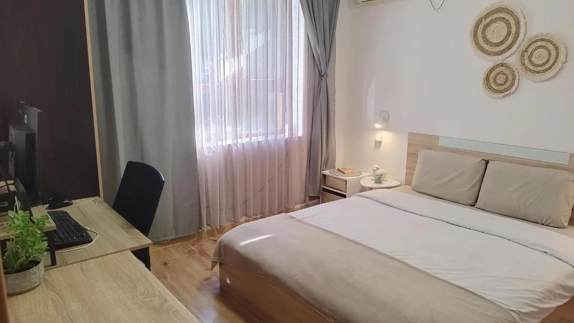 Home Station 1 Bed Room Brussels 0*,  Belgium