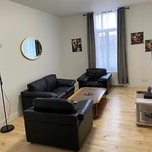  Apartment Modern Third Floor