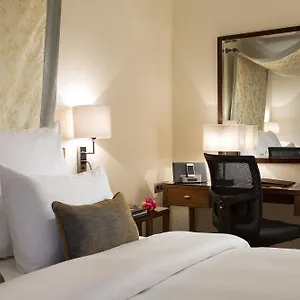 Warwick Grand-place Hotell