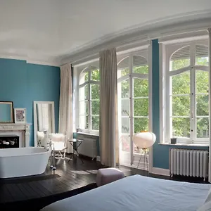  Apartment Chic